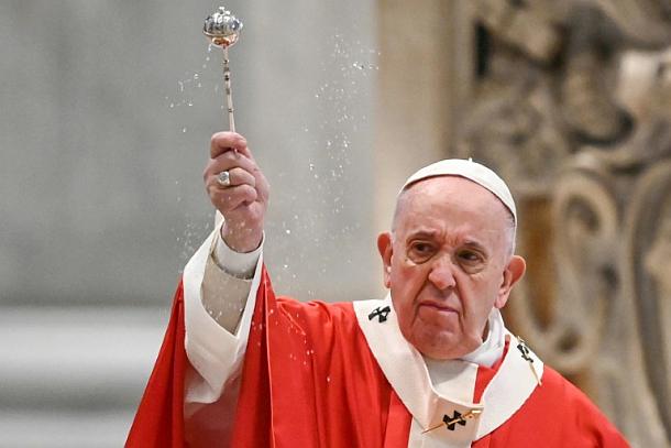 Papst feiert Messe vom letzten Abendmahl ohne Gemeinde