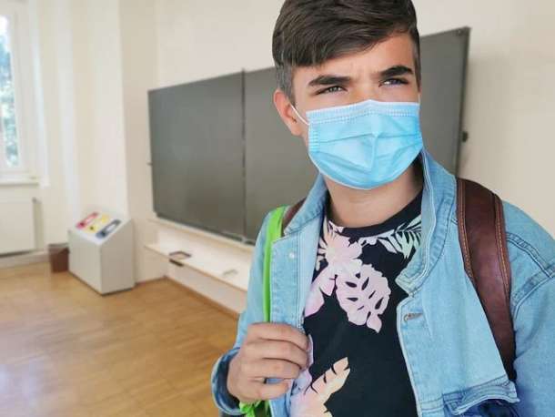 Berlin- Eltern scheitern in erstem Eilverfahren gegen Maskenpflicht
