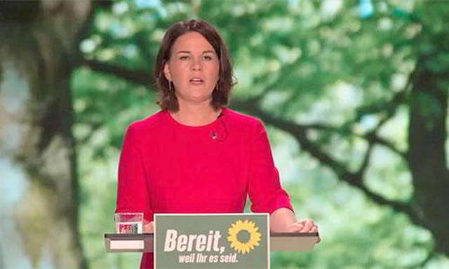 Grüne bestätigen Baerbock als Kanzlerkandidatin