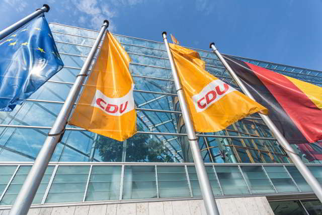Vorsprung der Union vor den Grünen wächst auf 8 Prozentpunkte