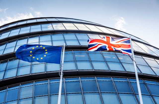Großbritannien droht EU-Bürgern mit Rauswurf
