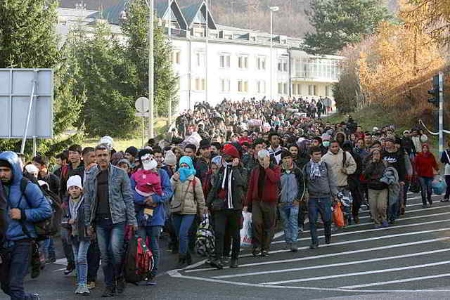 Mega-Flüchtlingswelle rollt an