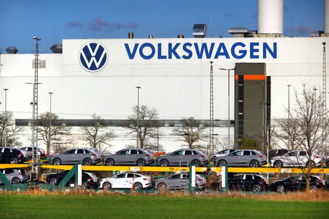 Panzer statt Volkswagen: Die Industrie stellt auf Rüstung um