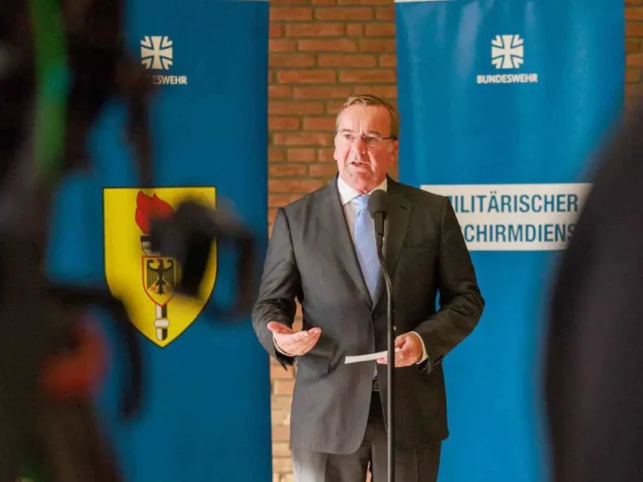 Arktis-Streit: Pistorius warnt Trump