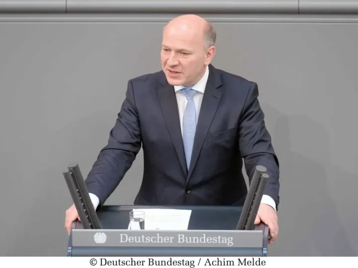 Vertrauensfrage nach dem Anschlag