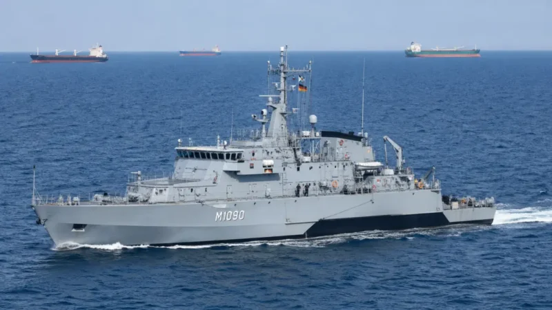 Pistorius verlegt Minensucher