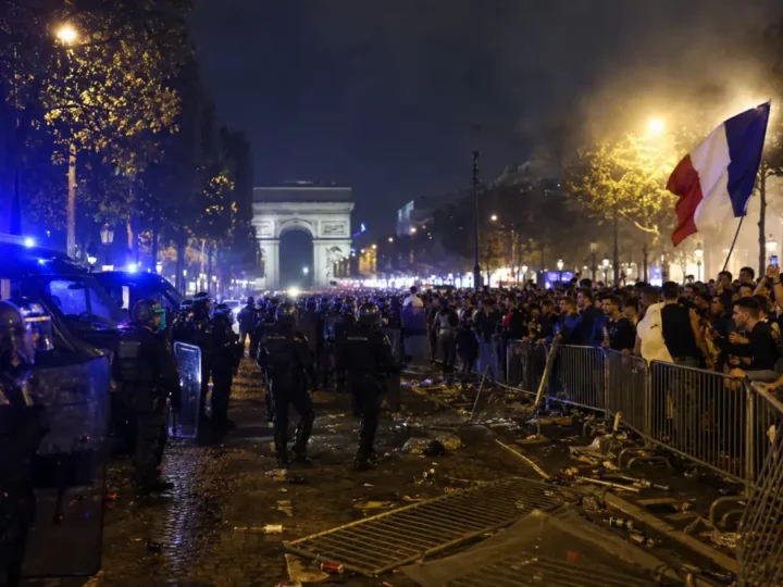 Paris: PSG-Feier endet mit 416 Festnahmen