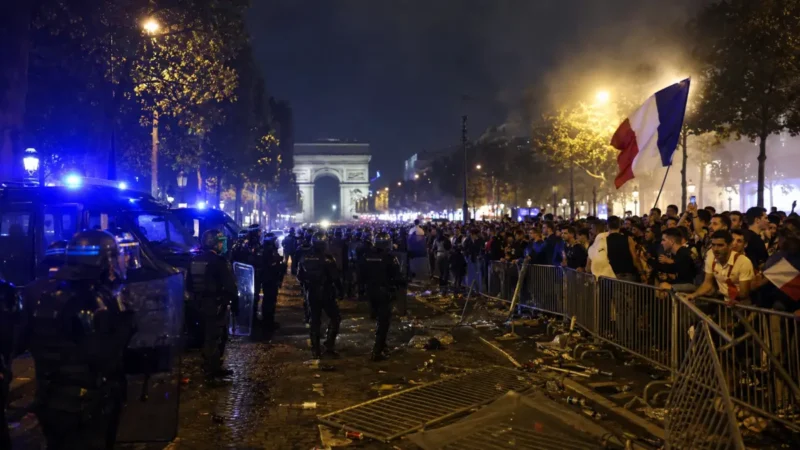Paris: PSG-Feier endet mit 416 Festnahmen