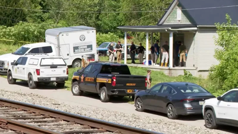 Behörden retten 16 Kinder aus Haus in Ohio