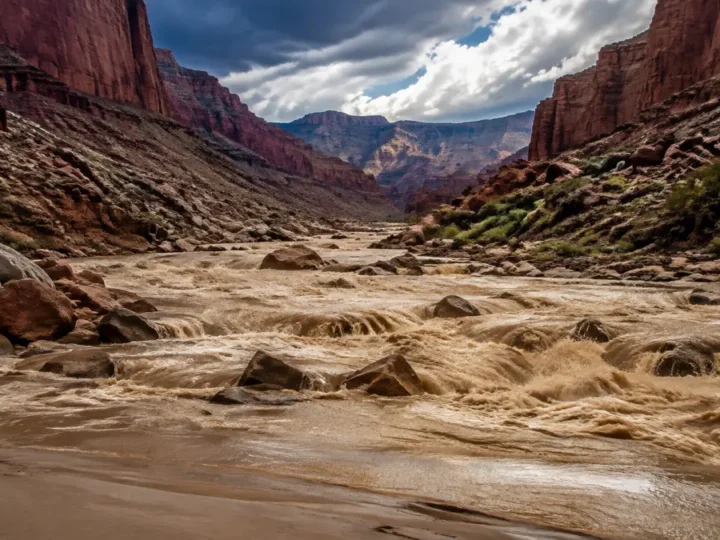 Sturzflut verwüstet Wege im Grand Canyon