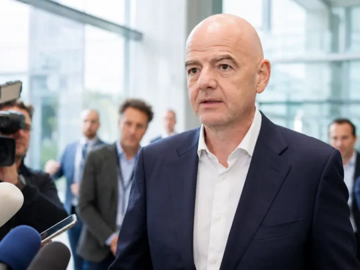 UEFA-Abfindung: Infantino weist Vorwürfe zurück