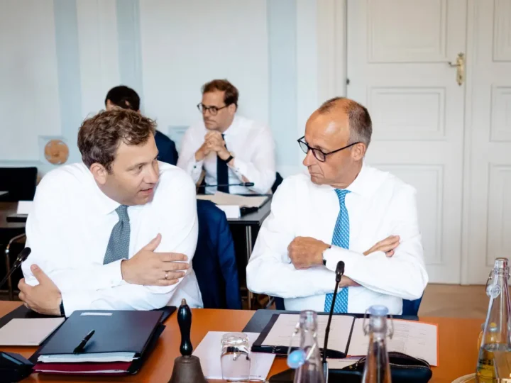 Steuerstreit: Unionspolitiker gehen auf Distanz