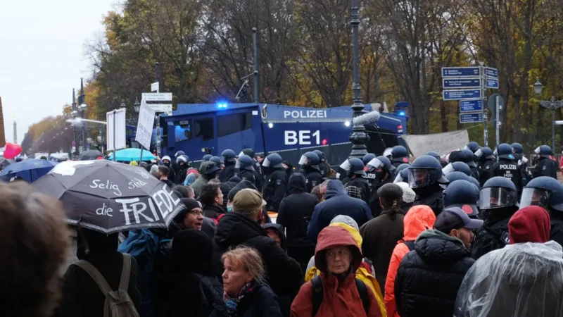 31. Oktober: Behörden warnen vor Krawallgefahr